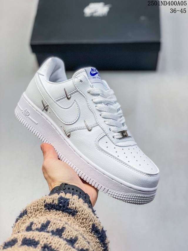 公司级 Nike Air Force 1 Low 四勾 原楦头原纸板 打造纯正空军版型 专注外贸渠道 全掌内置蜂窝气垫 原盒配件 原厂中底钢印、拉帮完美 货号：