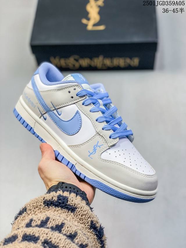 耐克 Nike Dunk Low Retro 运动鞋复古板鞋 Ysl联名。作为 80 年代经典篮球鞋款，起初专为硬木球场打造，后来成为席卷街头的时尚标杆，现以经