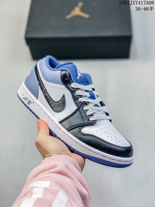 Air Jordan 1 Low Aj1乔1低帮休闲板鞋 同步官方配色 原档冲孔鞋头 正确满胶鞋垫 四线拉帮 原厂织唛标 鞋舌高弹海绵填充。 Size：35.5