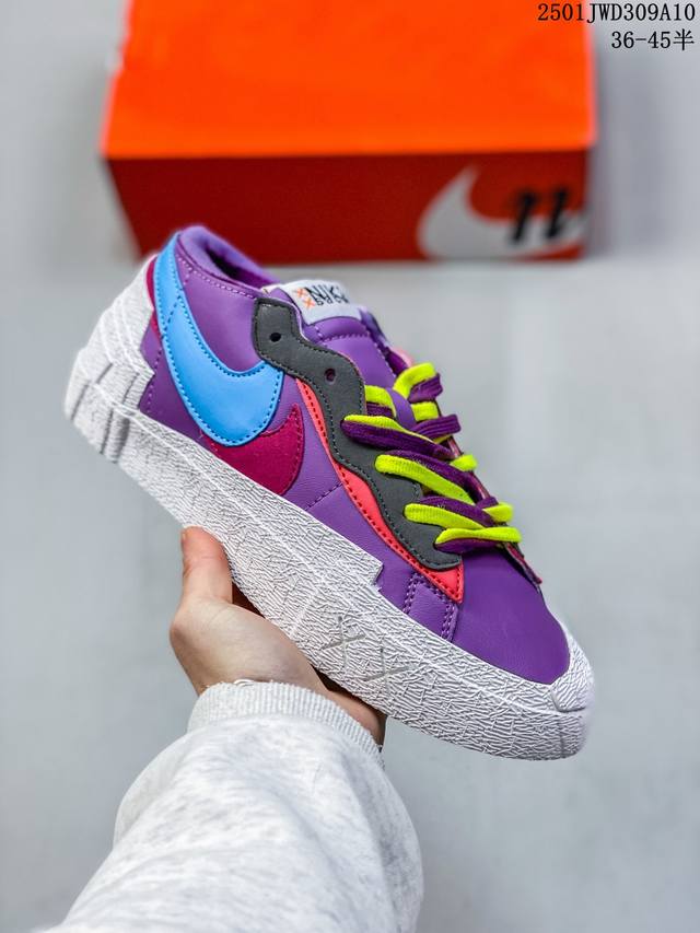 耐克 Nike Sacai X Nike Blazer Low 重磅联名开拓者 联名款 板鞋 双勾限定！以白色为主调呈现，并加入细腻皮革材质打造。经典的双钩设计