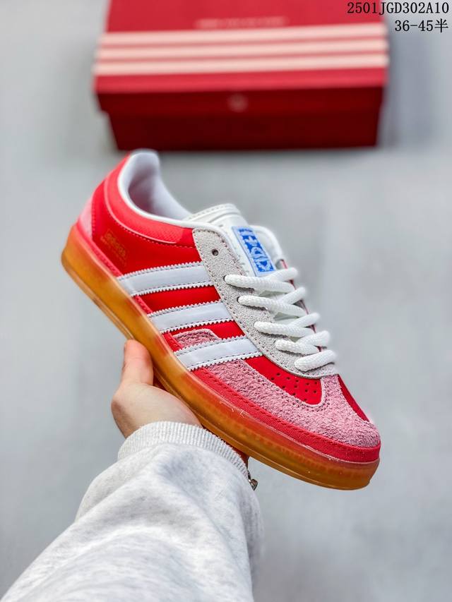 Adidas Originals Gazelle Indoor 三叶草休闲防滑耐磨低帮板鞋 纯原版本 鞋头出色设计 塑就出众贴合感 稳固的后跟贴合足部曲线设计