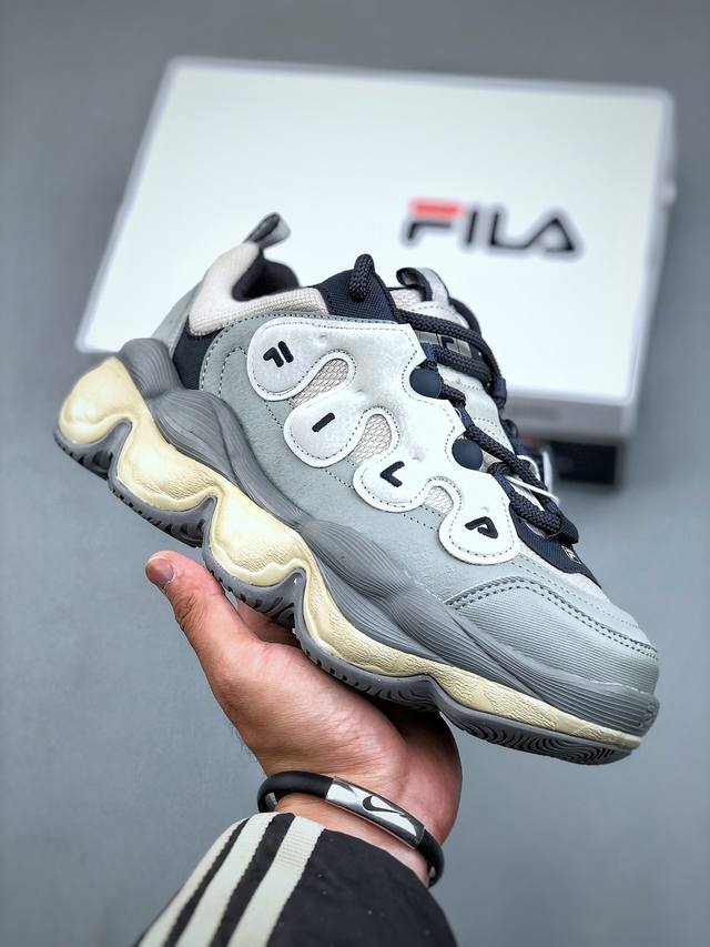 Fila 斐乐 Pease系列 低帮复古老爹风潮流休闲运动慢跑鞋 #采用环保纤维合成革组合网织布鞋面材质#独立eva中底+Md齿纹花橡胶耐磨防滑外底秋冬新品,意