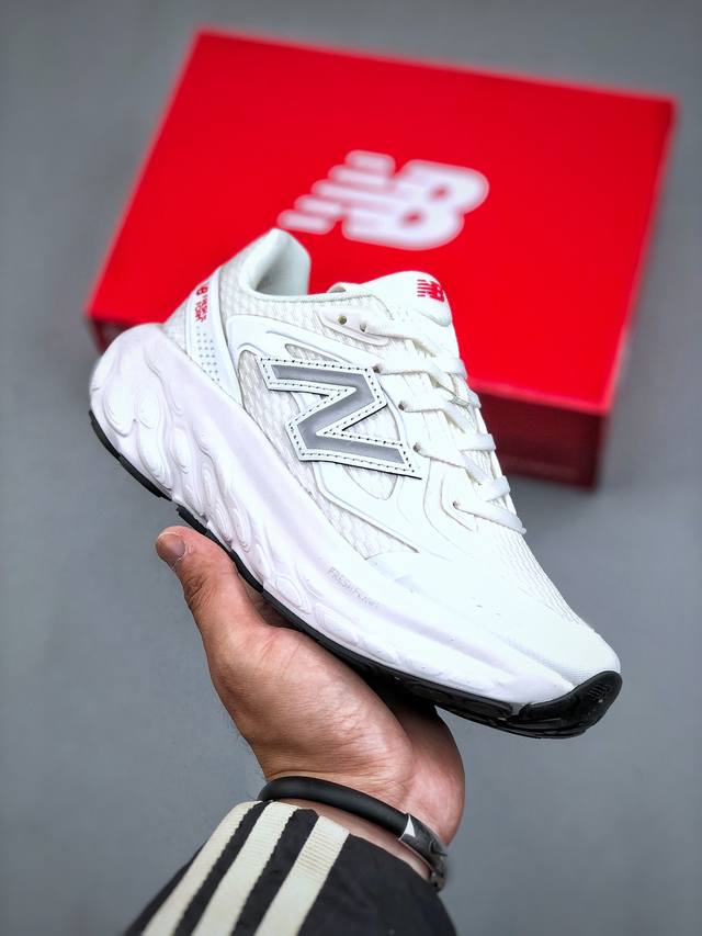 New Balance Nb Fresh Foam Trainer Utrnga 舒适百搭防滑耐磨 低帮 休闲跑步鞋 货号：Utrnwf 尺码：36-40