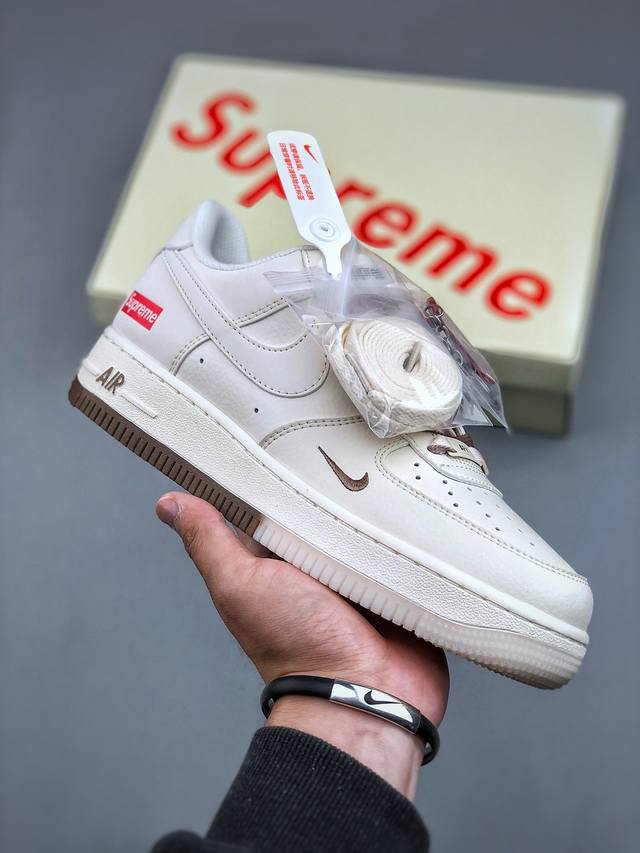 Nike Air Force 1'07 Low Supreme联名-米咖双拼 空军一号 低帮休闲板鞋 Bb7577-215 #原楦头原纸板 原装鞋盒 定制五金配