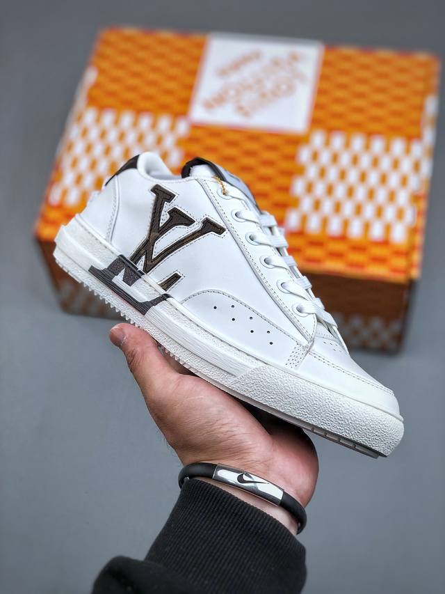 Lv Trainer 轻奢单品 代购级别 Zp级全套包装 Lv Trainer 最新配色运动鞋原购购入历时近两个月开发打造配色超好看 完美楦型 调试了两个月鞋面