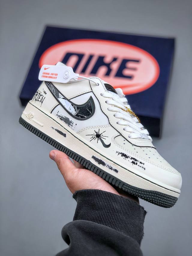 Nike Air Force 1'07 Low Night Gun Hole 暗夜枪孔 空军一号低帮休闲运动板鞋 Fb1893-999 #幽冷的月光洒在寂静的街