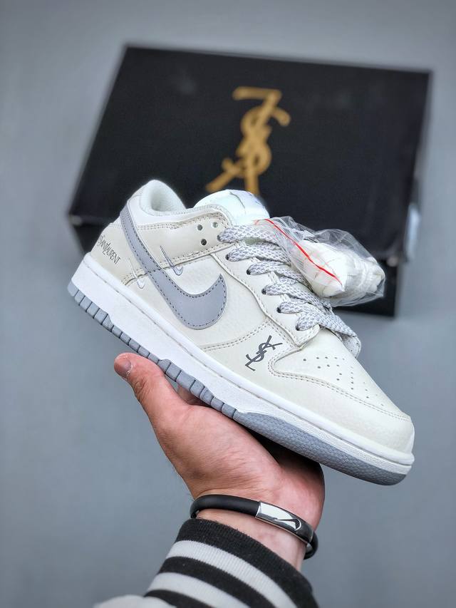 Nike Sb Dunk Low 圣罗兰联名四勾白灰性价比天花板 尝鲜先行版原装头层材料 独家版型蒸餾加工帶來的是更好的视觉和脚感体验大厂纯原品质出货 清洁度