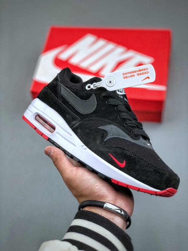 Nike Air Max 1 耐克半掌气垫复古跑步鞋 Fv6530-002 尺码：36 36.5 37.5 38 38.5 39 40 40.5 41 42 4