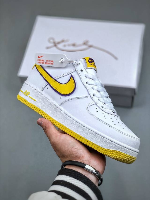 Nike Air Force 1‘07 原楦头原纸板 打造纯正低帮空军版型专注外贸渠道 全掌内置蜂窝气垫 原盒配件 原厂中底钢印、拉帮完美 货号:Fz1151-