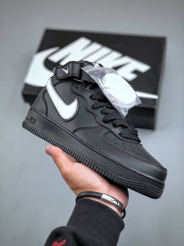 Nike Air Force 1‘07 Mid 全黑白勾 空军一号中帮经典休闲板鞋 #定制皮料 3M反光 原盒原楦头原纸板 纯正空军版型 原厂中底钢印 拉帮完美