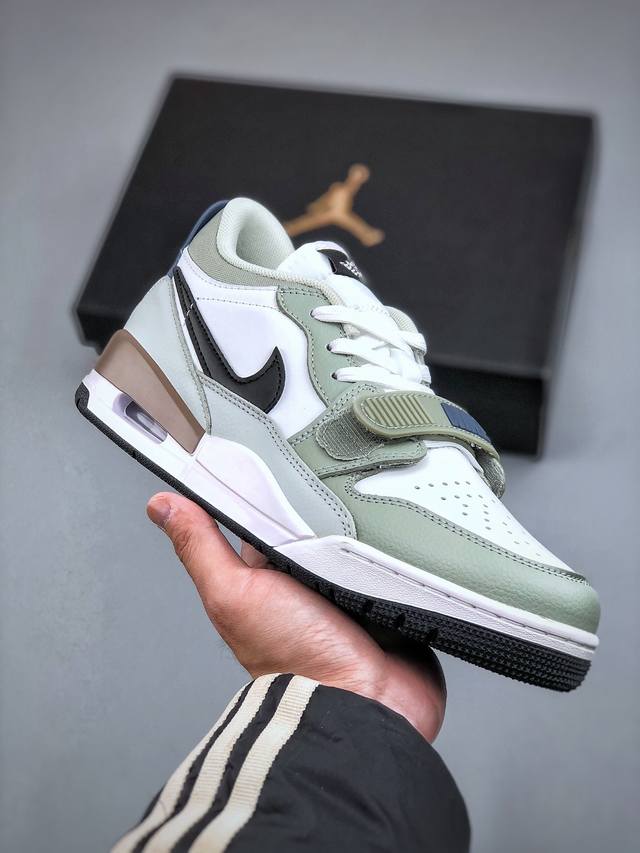 Nike Air Jordan Legacy 312 Low 乔丹最强三合一混合版 白绿有着交错结合的设计，它的名字就展现出它所包含的鞋款元素，312 分别对应