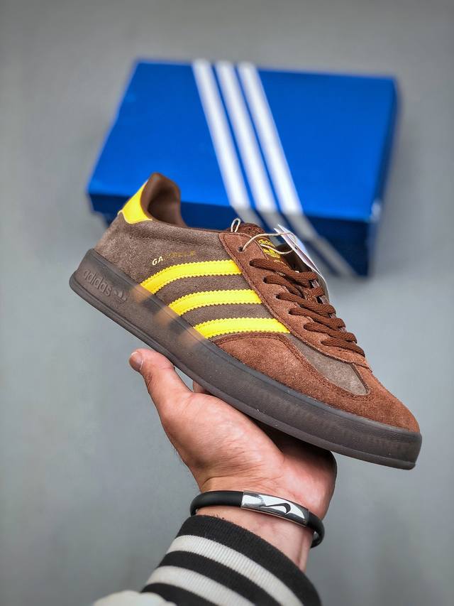 Adidas Gazelle Indoor Trainers 羚羊内训系列低帮复古德训风百搭休闲运动板鞋“翻毛美拉德棕亮黄”Ji 8 尺码：35-45 半