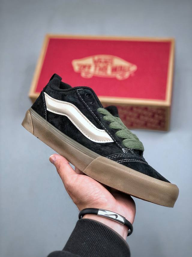 Vans Knu Skool 棕色 万斯低帮复古休闲硫化面包鞋 肥胖版大logo原版全皮猪八面料 货号：Vn000Cs0239 尺码：35 36 36.5 37