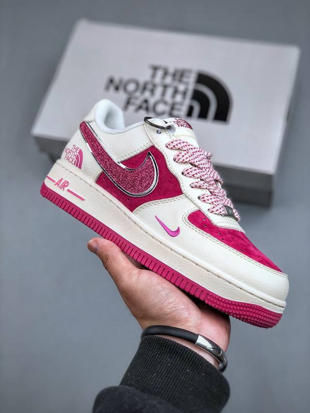 Nike Air Force 1 Low 07 X The North Face 白玫红小钩满天星原楦头原纸板 打造纯正低帮空军版型专注外贸渠道 全掌内置蜂窝气