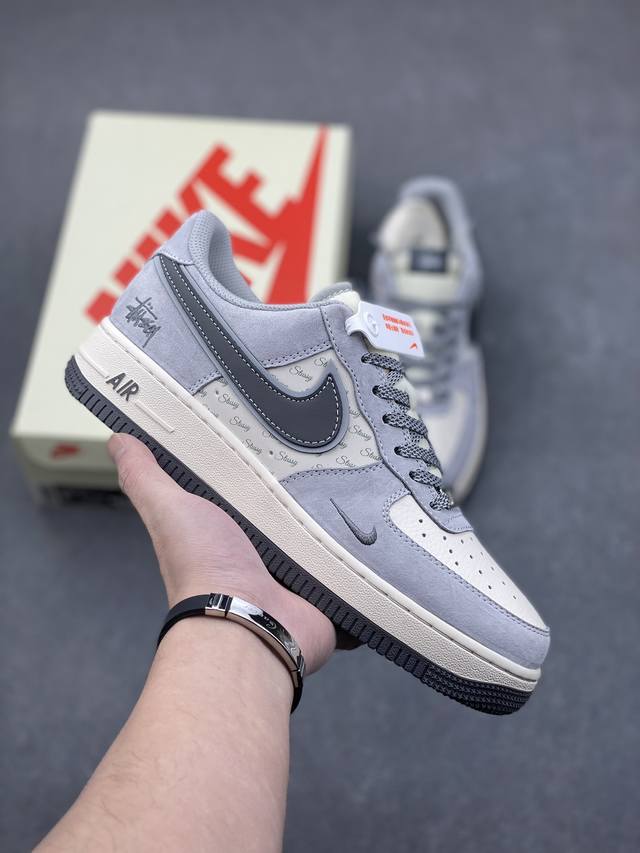 海外限量发售！公司级nike Air Force 1 '07 Low “斯图西联名--猪八灰勾”空军一号 低帮 运动鞋 休闲鞋 折边针车 工艺难度大 原楦头原纸