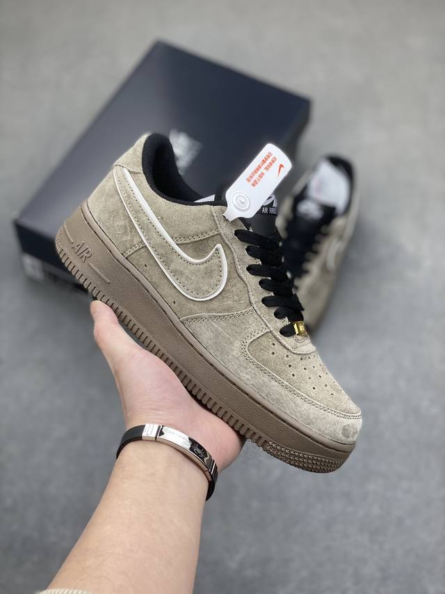 海外限量发售 公司级 Nike Air Force 1 Low 灰黑 全麂皮低帮空军一号休闲板鞋 定制皮料 原楦原纸板 纯正空军版型 高清洁度 内置全掌气垫 货