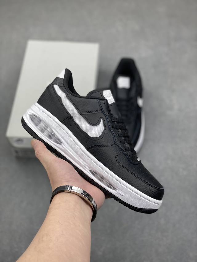 Nike Air Force 1 '07 Low 空军一号含气垫 低帮百搭厚底增高休闲运动板鞋。柔软、弹性十足的缓震性能和出色的中底设计，横跨复古与现代的外型结