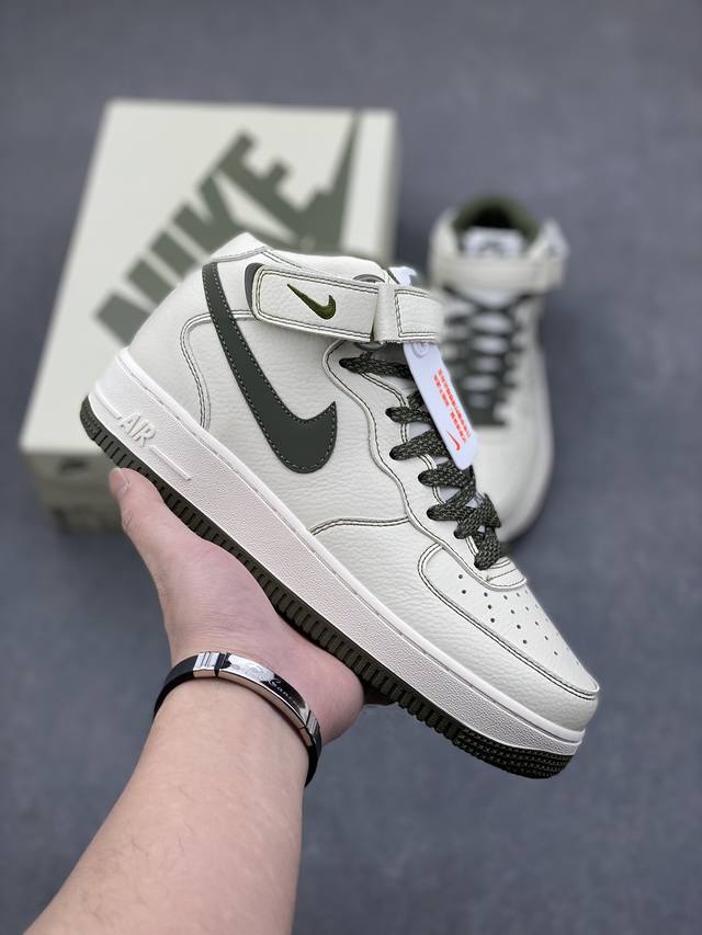 小红书爆款 秋冬新品 公司级 Nike Air Force 1 Mid '07 米军绿 满天星中帮空军一号休闲板鞋 定制头成皮料 原装鞋盒 3M反光 原楦原纸板