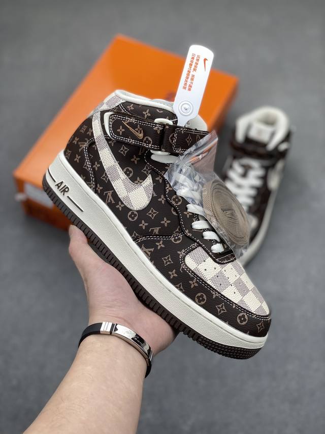 工厂套现 元旦福利 原本地300版本 海外限量发售！公司级nike Air Force 1 '07 Low “Lv联名--经典棕印花”空军一号 中帮 运动鞋 休