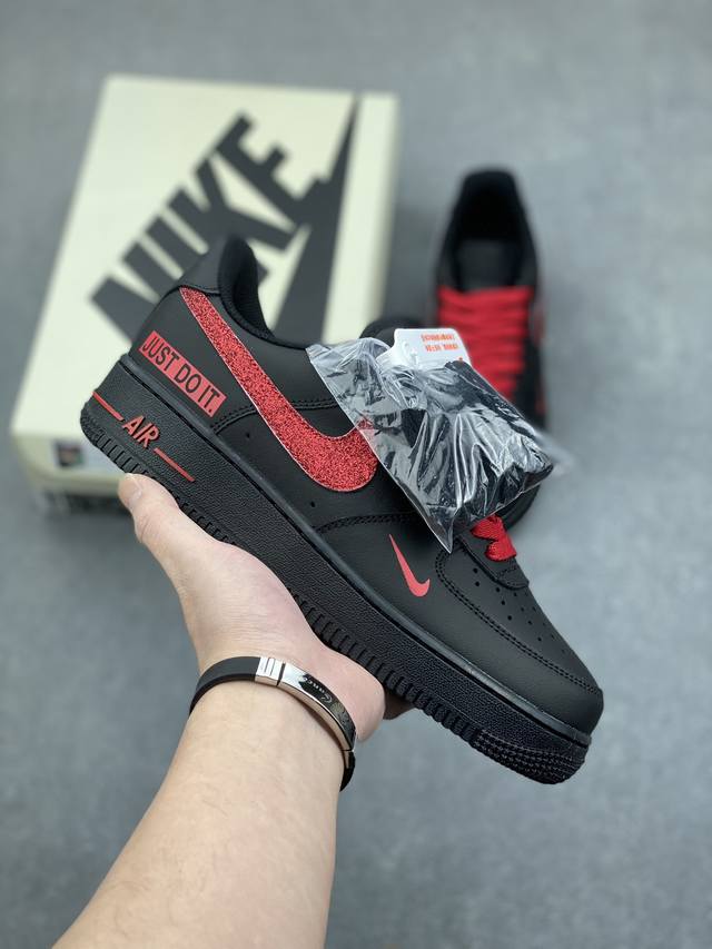 Nike Air Force 1 Low “Just Do It”联名黑红 空军一号低帮运动休闲板鞋 原楦头原纸板 打造纯正空军版型#专注外贸渠道 全掌内置蜂窝