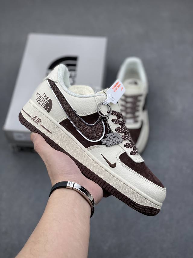 海外限量发售！公司级nike Air Force 1 '07 Low “北面联名”空军一号 低帮 运动鞋 休闲鞋 折边针车 工艺难度大 原楦头原纸板 原装鞋盒