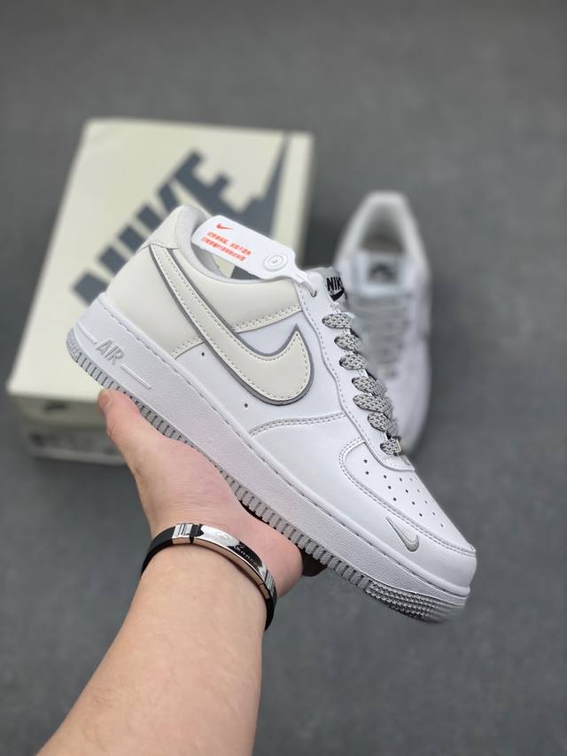 工厂套现 福利特价 原本地220版本 海外限量发售！公司级nike Air Force 1 '07 Low “米白灰满天星”空军一号 低帮 运动鞋 休闲鞋 折边