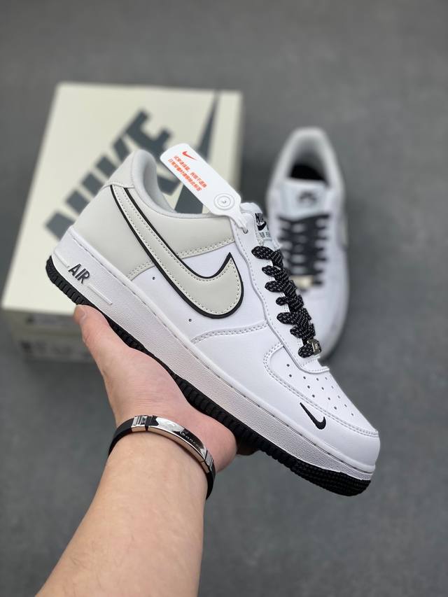 工厂套现 福利特价 原本地220版本 海外限量发售！公司级nike Air Force 1 '07 Low “米白黑满天星”空军一号 低帮 运动鞋 休闲鞋 折边