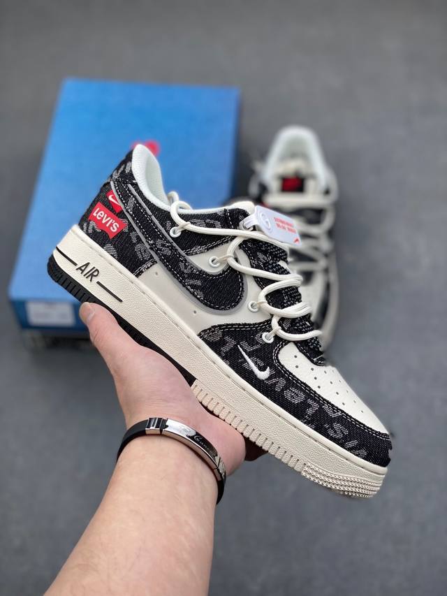 海外限量发售！公司级nike Air Force 1 '07 Low “李维斯联名--黑牛仔抽绳”空军一号 低帮 运动鞋 休闲鞋 折边针车 工艺难度大 原楦头原