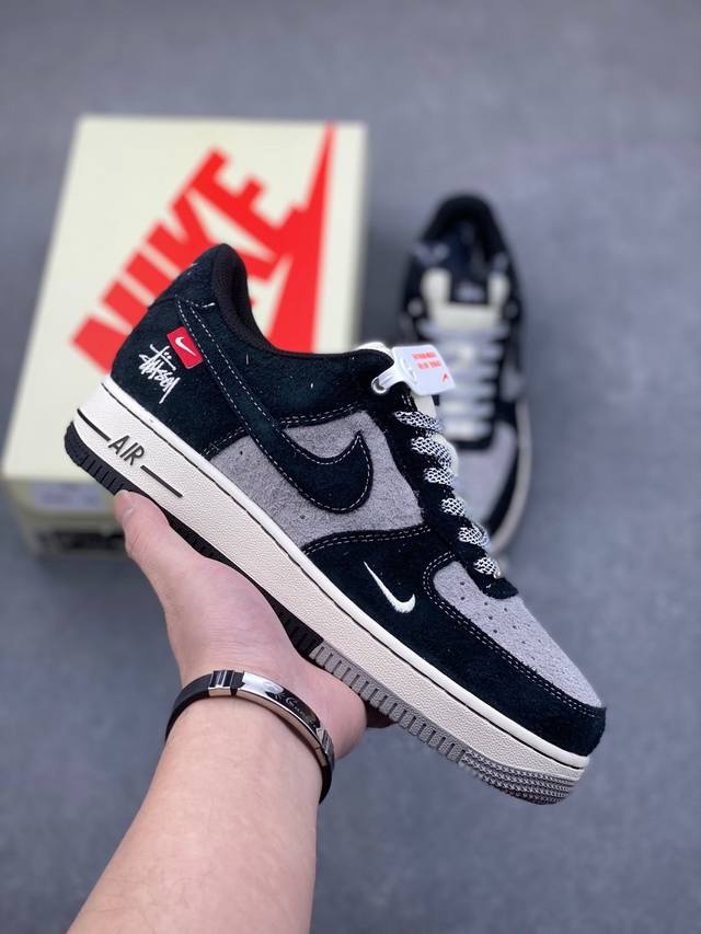 海外限量发售！公司级nike Air Force 1 '07 Low “斯图西联名--黑灰双色底”空军一号 低帮 运动鞋 休闲鞋 折边针车 工艺难度大 原楦头原