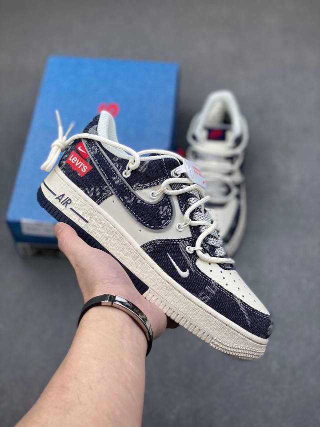 海外限量发售！公司级nike Air Force 1 '07 Low “李维斯联名--浅蓝牛仔抽绳”空军一号 低帮 运动鞋 休闲鞋 折边针车 工艺难度大 原楦头