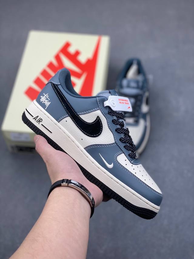 海外限量发售！公司级nike Air Force 1 '07 Low “斯图西联名--亮蓝黑勾”空军一号 低帮 运动鞋 休闲鞋 折边针车 工艺难度大 原楦头原纸