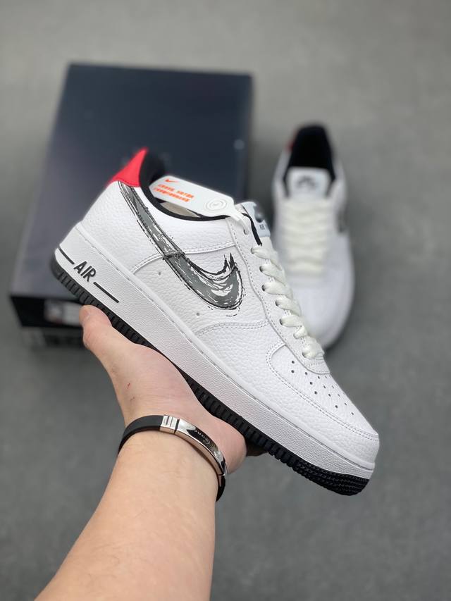 公司级air Force 1 '07 Low 原楦头原纸板 打造纯正空军版型专注外贸渠道 全掌内置蜂窝气垫 原盒配件 原厂中底钢印、拉帮完美 货号：Da4657