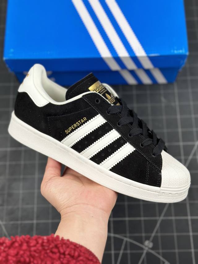 公司级adidas Originals Superstar 贝壳头系列低帮经典百搭休闲运动板鞋 以现代时尚元素焕新演绎的经典运动鞋当你试图定义adidas Su