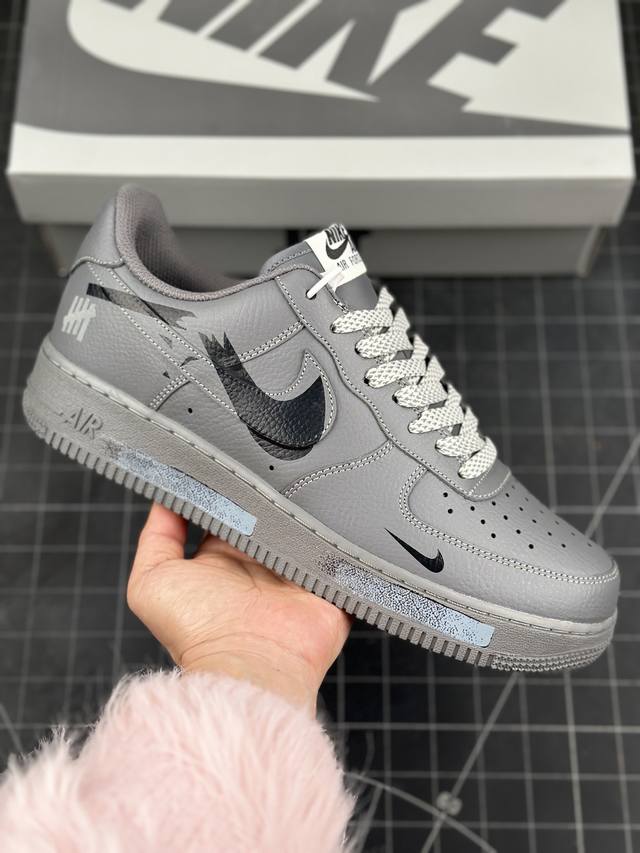 Nike Air Force 1 Low 07 X Undefeated 断裂三钩深灰满天星 空军一号 低帮运动休闲板鞋 原楦头原纸板 打造纯正低帮空军版型 专 - 点击图像关闭