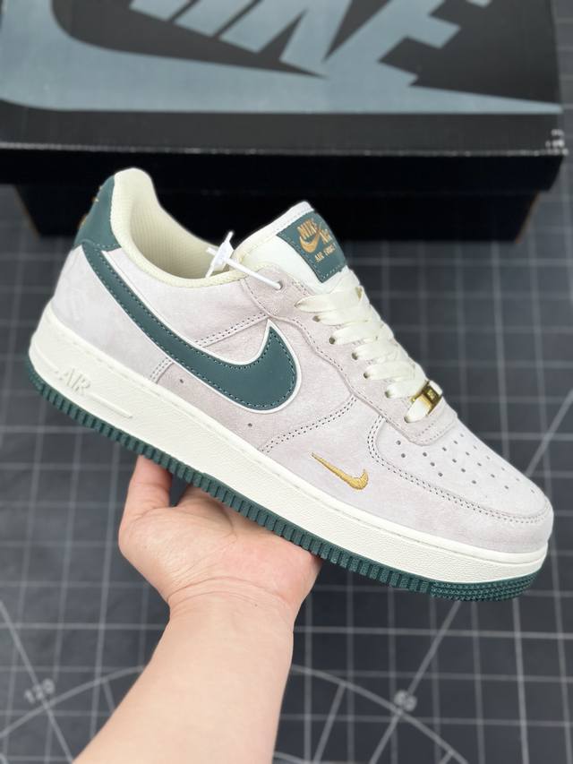 Nike Air Force 1 Low ’07 小勾绿麂皮 空军一号低帮休闲板鞋 原厂麂皮 原楦原纸板 纯正版型 正品nfc感应芯片 高清洁度 内置全掌气垫