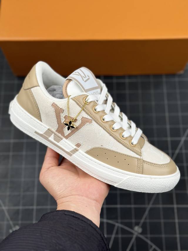 Lv Trainer 轻奢单品 代购级别 Zp级全套包装 Lv Trainer 最新配色运动鞋原购购入历时近两个月开发打造配色超好看 完美楦型 调试了两个月鞋面