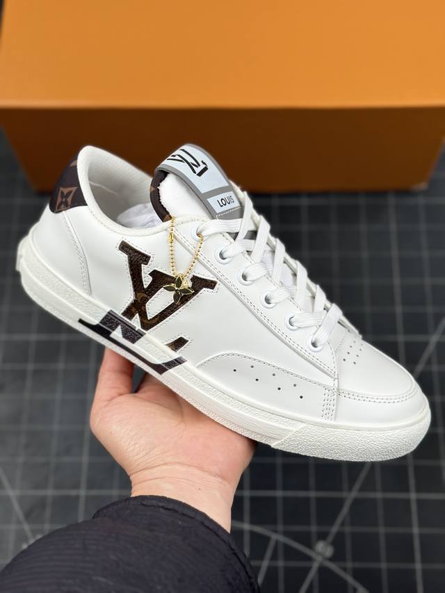 Lv Trainer 轻奢单品 代购级别 Zp级全套包装 Lv Trainer 最新配色运动鞋原购购入历时近两个月开发打造配色超好看 完美楦型 调试了两个月鞋面