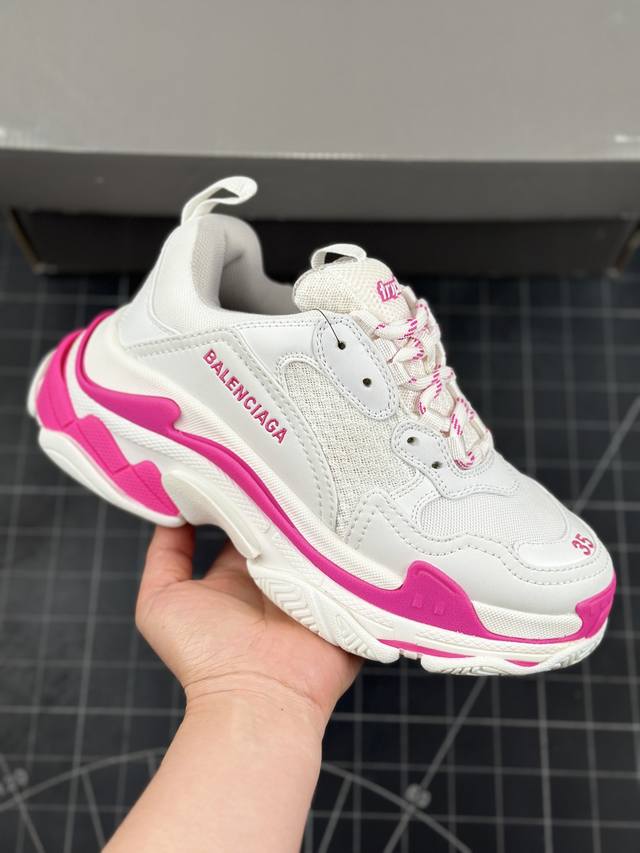 高奢品牌 巴黎世家balenciaga Triple S Sneaker时装复古厚底做旧姥爷球鞋 高性价比 #组合透明大底#透气网面材质+耐磨牛巴皮革 货号：5