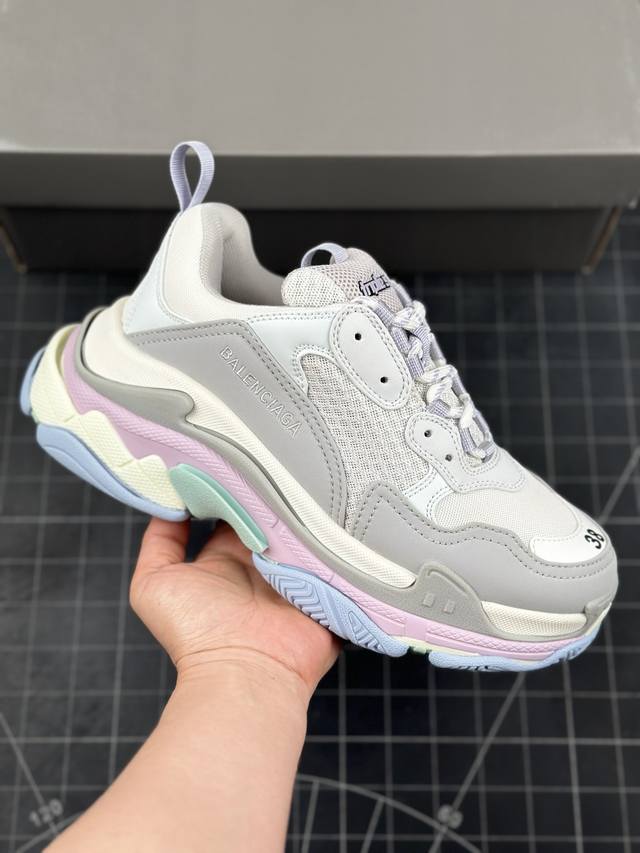 高奢品牌 巴黎世家balenciaga Triple S Sneaker时装复古厚底做旧姥爷球鞋 高性价比 #组合透明大底#透气网面材质+耐磨牛巴皮革 货号：5