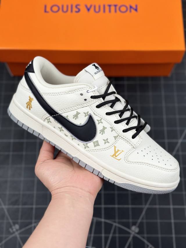 公司级耐克nike Dunk Low 扣篮系列 复古低帮休闲运动滑板板鞋 采用脚感柔软舒适zoomair气垫 有效吸收滑板等极限运动在落地时带来的冲击力 为街头