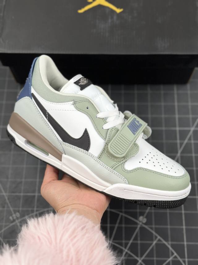 Nike Air Jordan Legacy 312 Low 乔丹最强三合一混合版 白绿 青蛇 低帮复古篮球鞋 有着交错结合的设计，它的名字就展现出它所包含的鞋