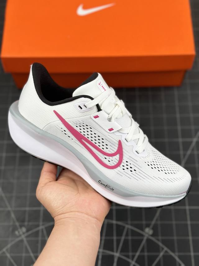 公司级wmns Nike Quest 6 全新跑鞋 网面透气 时尚休闲跑步鞋 简约高科技设计采用多层材料，为双足带来凉爽感受和稳固体验时尚鞋面搭配中足包覆设计，