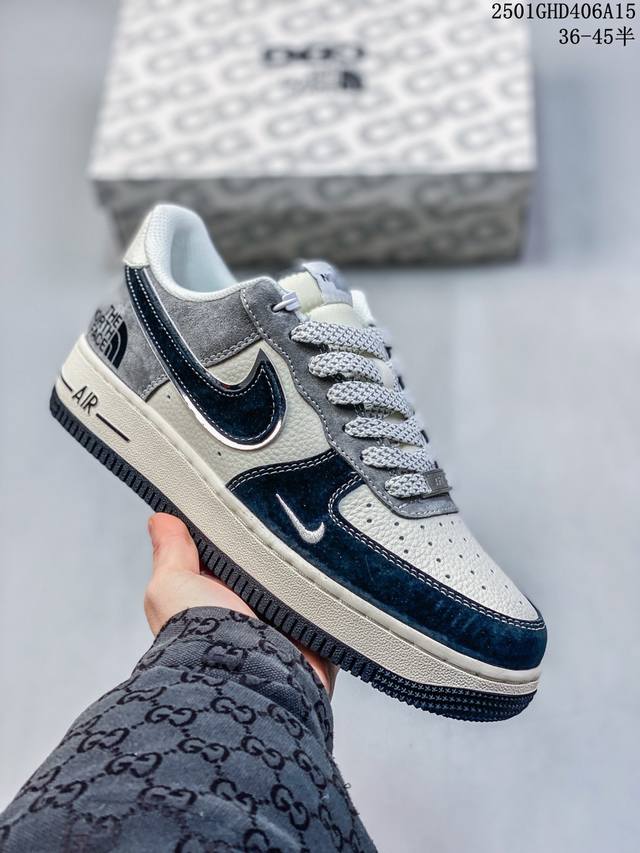 海外限量发售！公司级Nike Air Force 1 '07 Low “斯图西联名 米灰生胶底”空军一号 低帮 运动鞋 休闲鞋 折边针车 工艺难度大 原楦头原纸