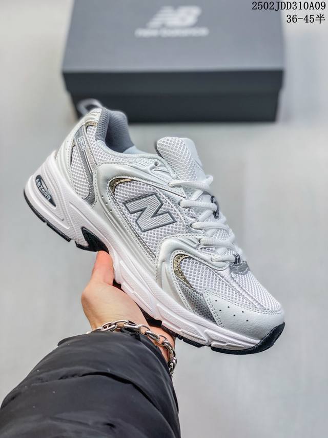 新百伦 Nb530 New Balance 530 复跑古鞋 厚底老爹鞋 缓震运动慢跑鞋。Nb530这鞋双确实是Nb家经复典古款式之一，以全科新技诠释，成打功造