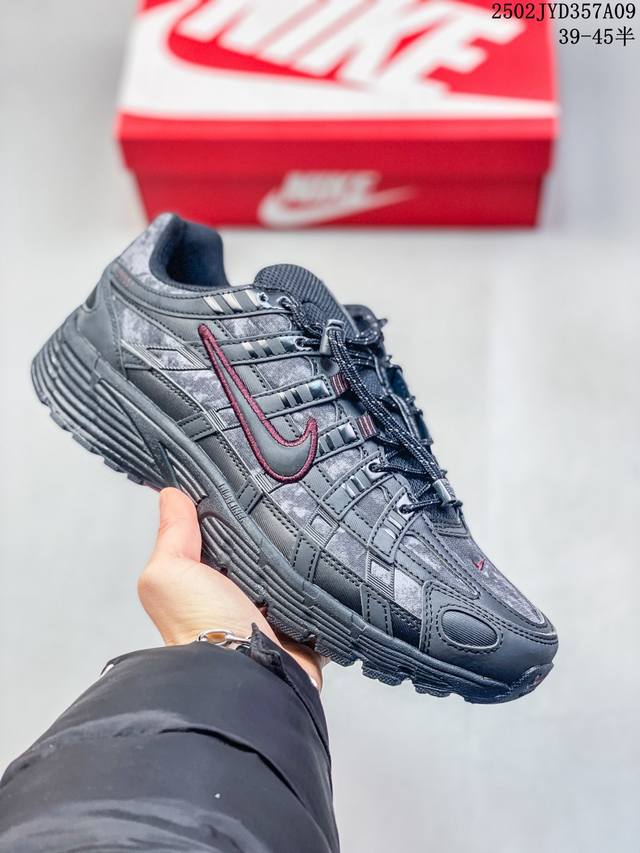 公司级 耐克 Nike 休闲运动鞋P-6000Premium 轻便舒适透气防滑缓震耐磨跑步鞋。P-6000 是一款植根于 2000 年代风格的混合款式，让人想起