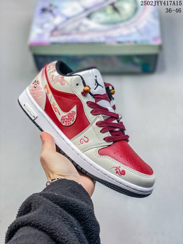 Nike Air Jordan 1 Low Se Aj1 低帮 蛇年限定 尺码:36 36.5 37.5 38 38.5 39 40 40.5 41 42 42