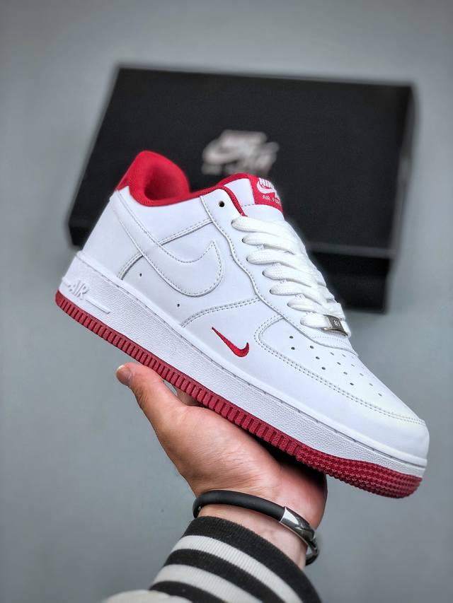 Nike Air Force 1 Low 07 白红小钩 原楦头原纸板 打造纯正低帮空军版型专注外贸渠道 全掌内置蜂窝气垫 原盒配件 原厂中底钢印、拉帮完美 官