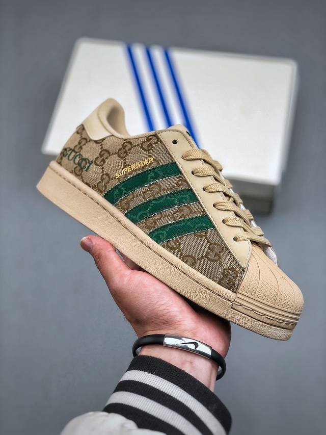 Adidas Originals Superstar X Gucci 棕绿采用全新头层拼接皮革材质后跟采用特色3D立体印字 渠道正品订单 诠释市场最高工艺水平全