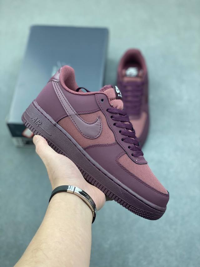 Nike Air Force 1 Low 07‘ 空军一号低帮休闲板鞋 “酒红” 原楦头原纸板 清洁度完美 全掌内置蜂窝气垫 中底钢印、拉帮完美 货号：Fb88