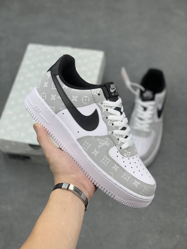 公司级别 客制配色 联名定制 Nk Air Force 1 Low '07 空军低帮休闲板鞋 头成皮料 定制Lv鞋盒 鞋身夜光加持 原楦原纸板 纯正空军版型 内